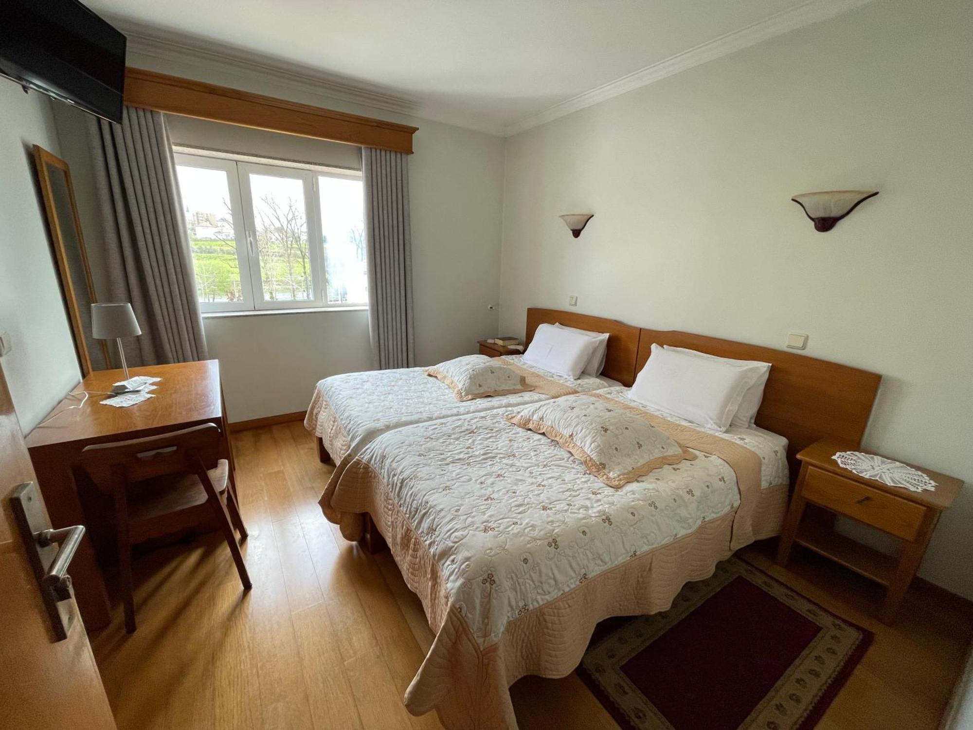 Hotel Solar S.Bento Santo Tirso Exterior foto